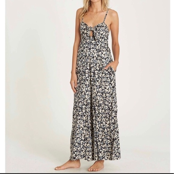 Billabong Dresses & Skirts - Billabong floral jumpsuit